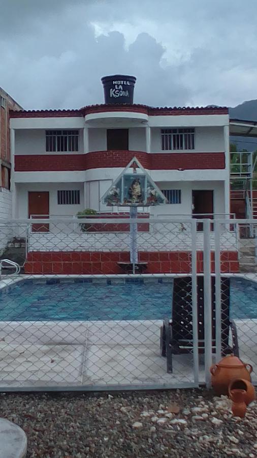 Hotel La Casona Chinácota Eksteriør billede